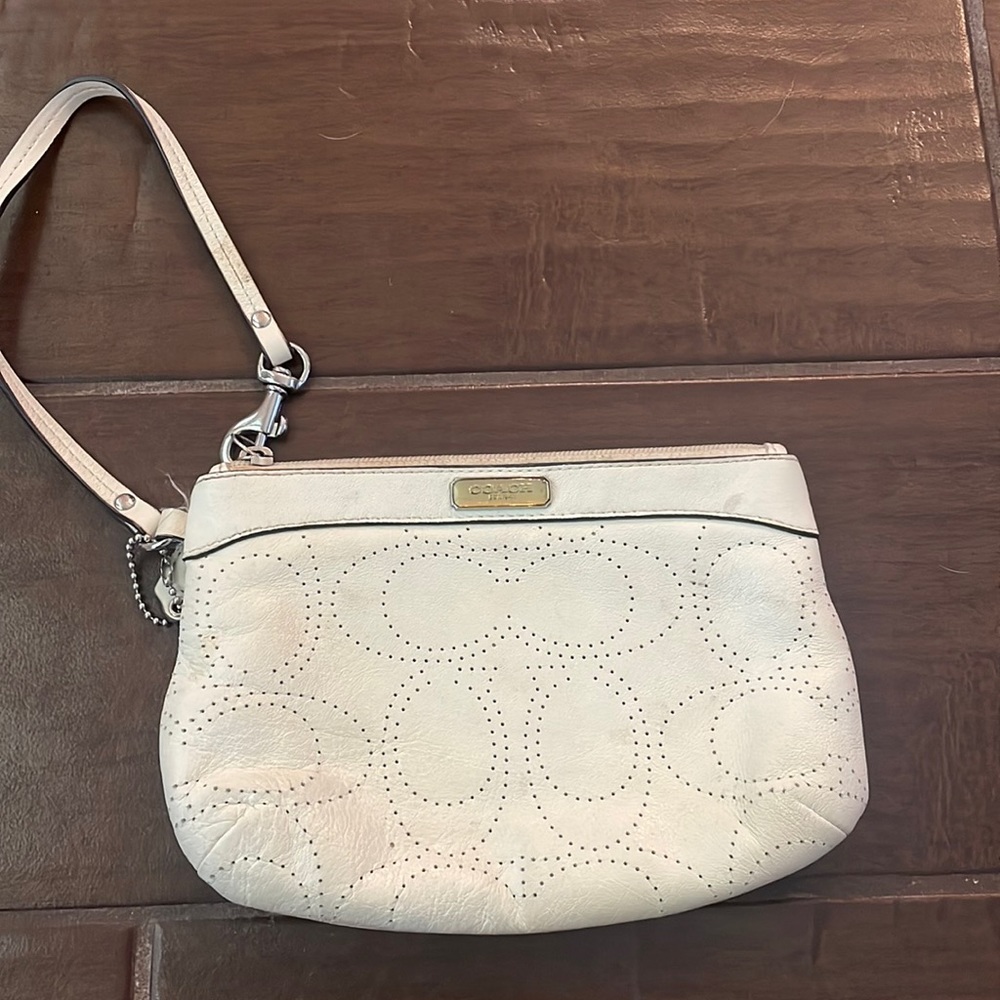 Coach cream leather wristlet